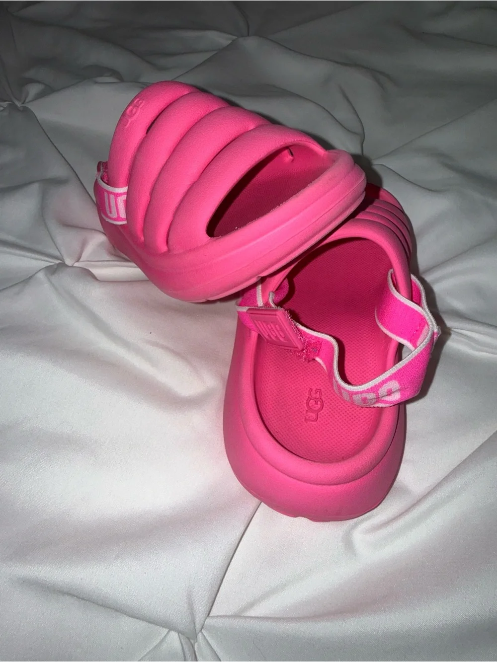 UGG cushioned slide